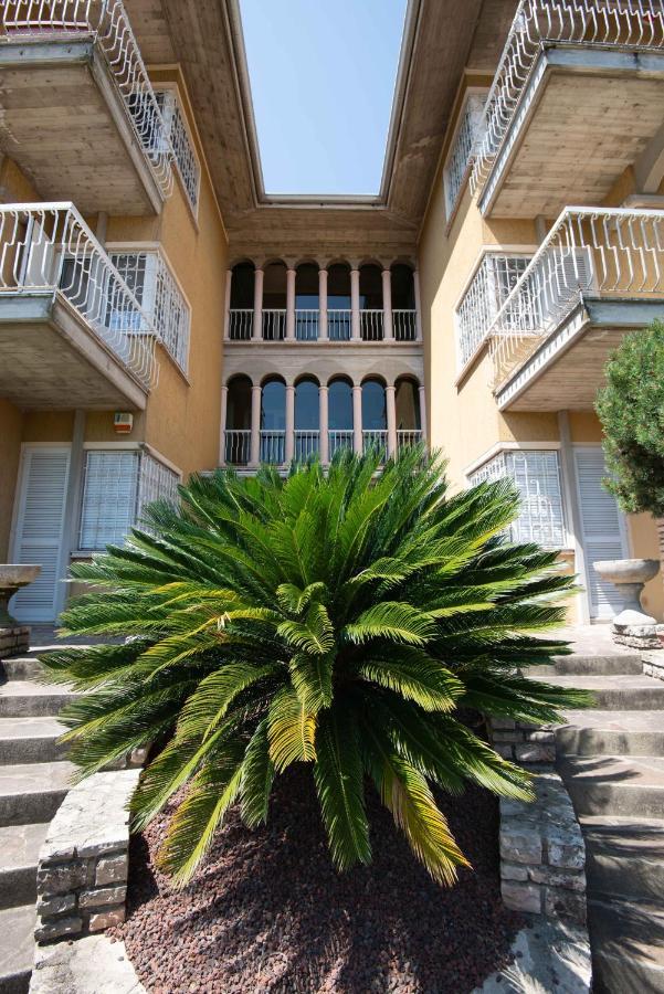 Sirmio Apartments - Narnia Stay Sirmione Zewnętrze zdjęcie